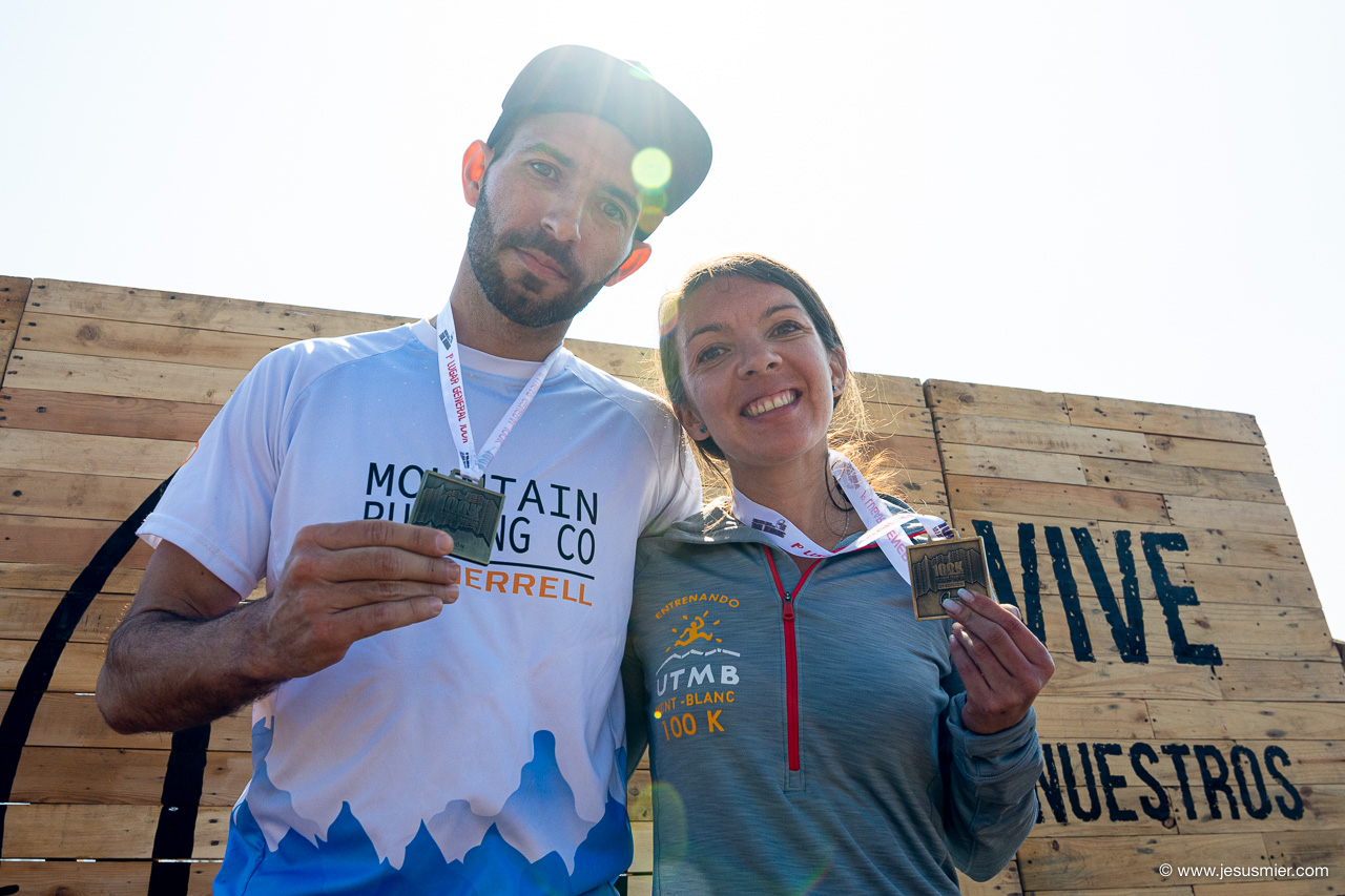 Jhon Barrera y Karmina Valenzuela, La Gran Travesia 100K 2019. Cordillera de la Costa. Foto: Jesus Mier